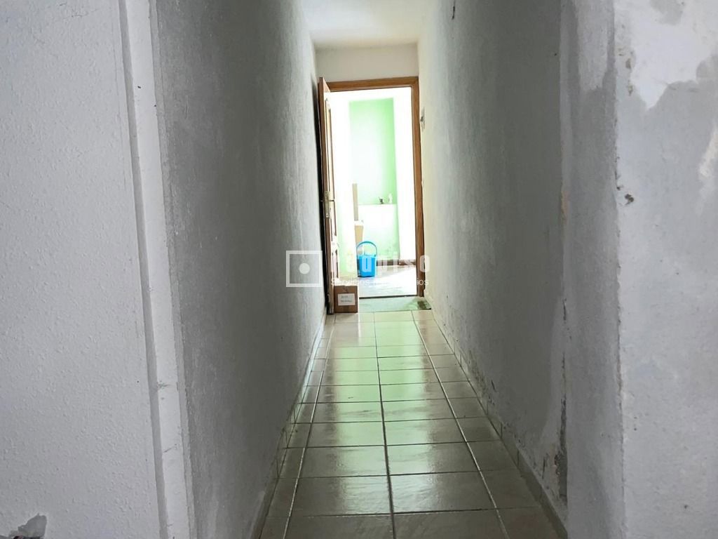 Local en venta en calle Del Parque Eugenia De Montijo, Madrid, Madrid 7/14