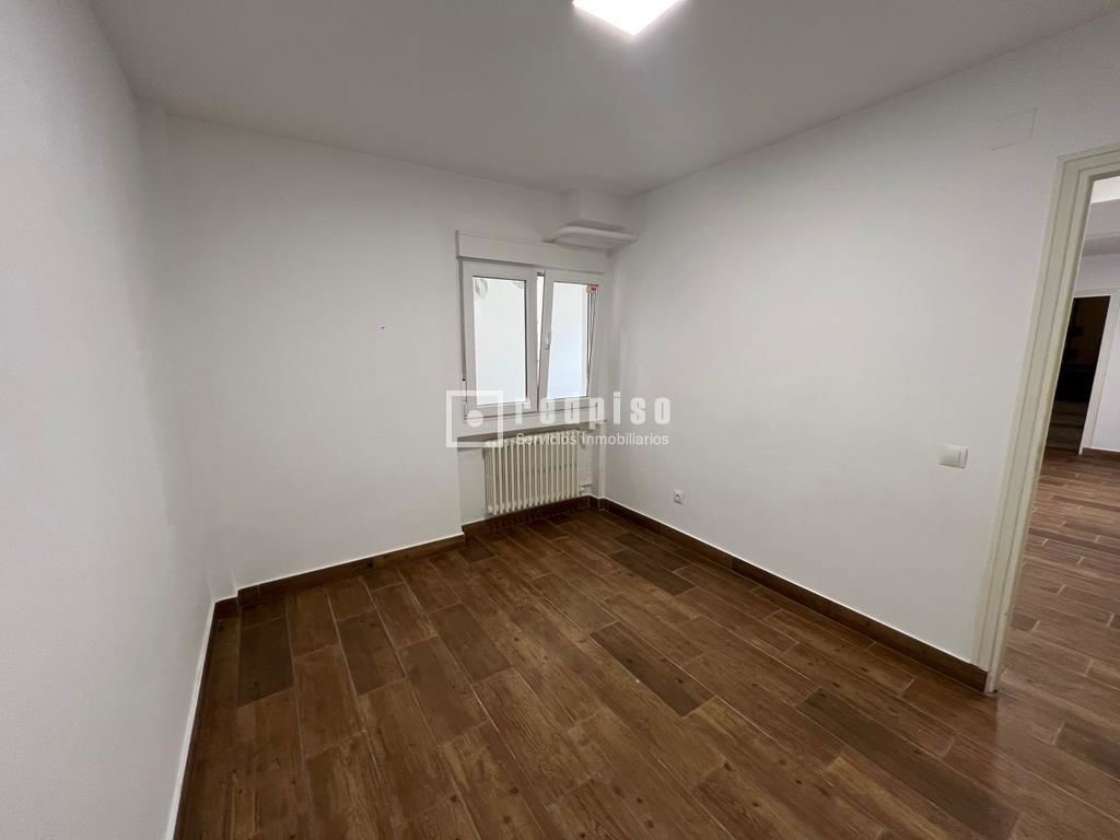 Piso en alquiler en avenida De Alberto Alcocer, Chamartín, Madrid 7/17
