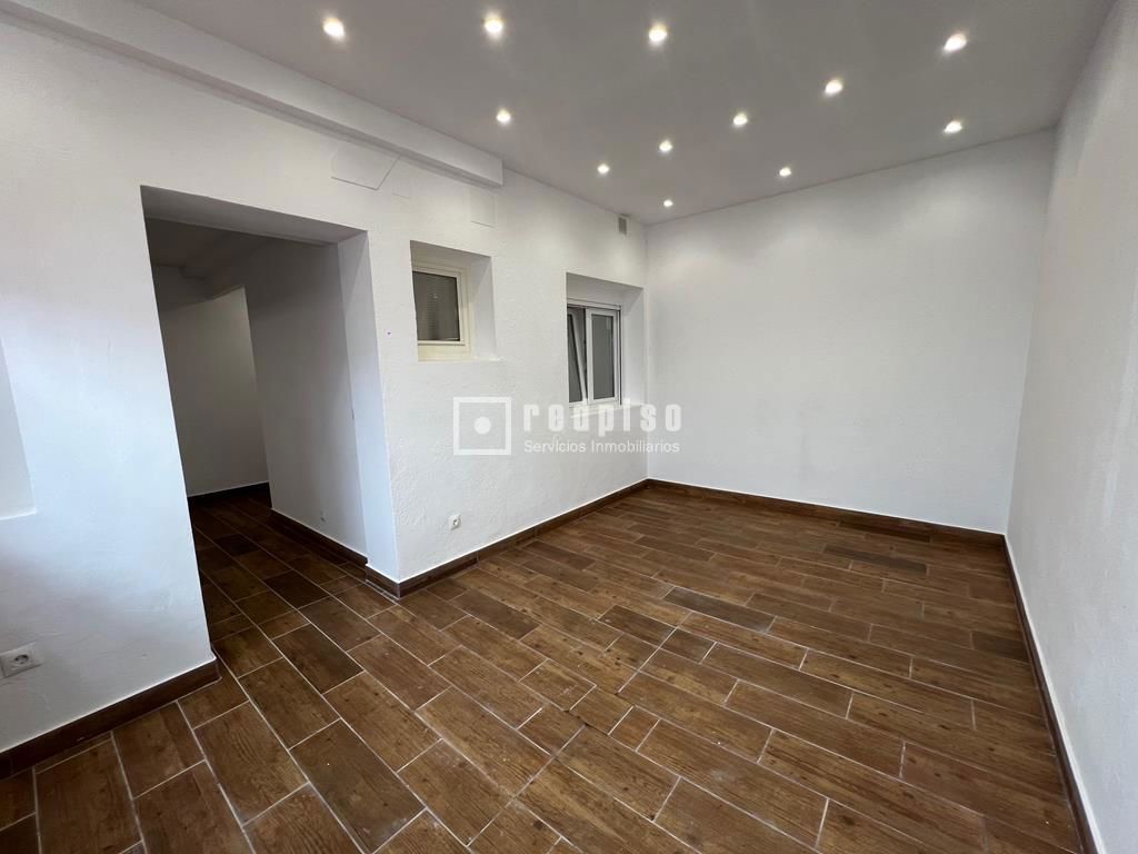 Piso en alquiler en avenida De Alberto Alcocer, Chamartín, Madrid 9/17