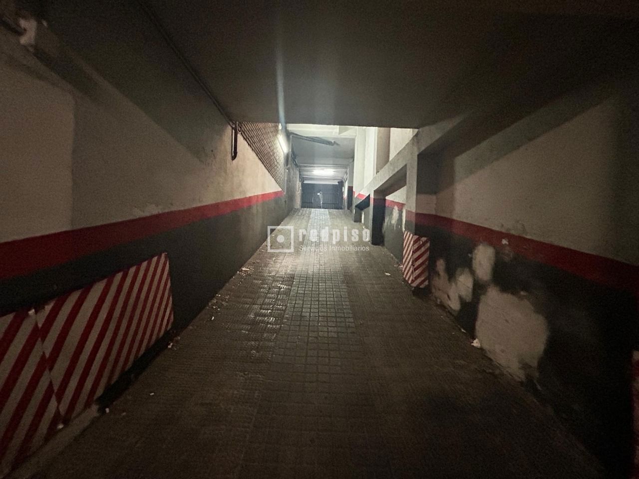 Parking en venta en Madrid 3/6