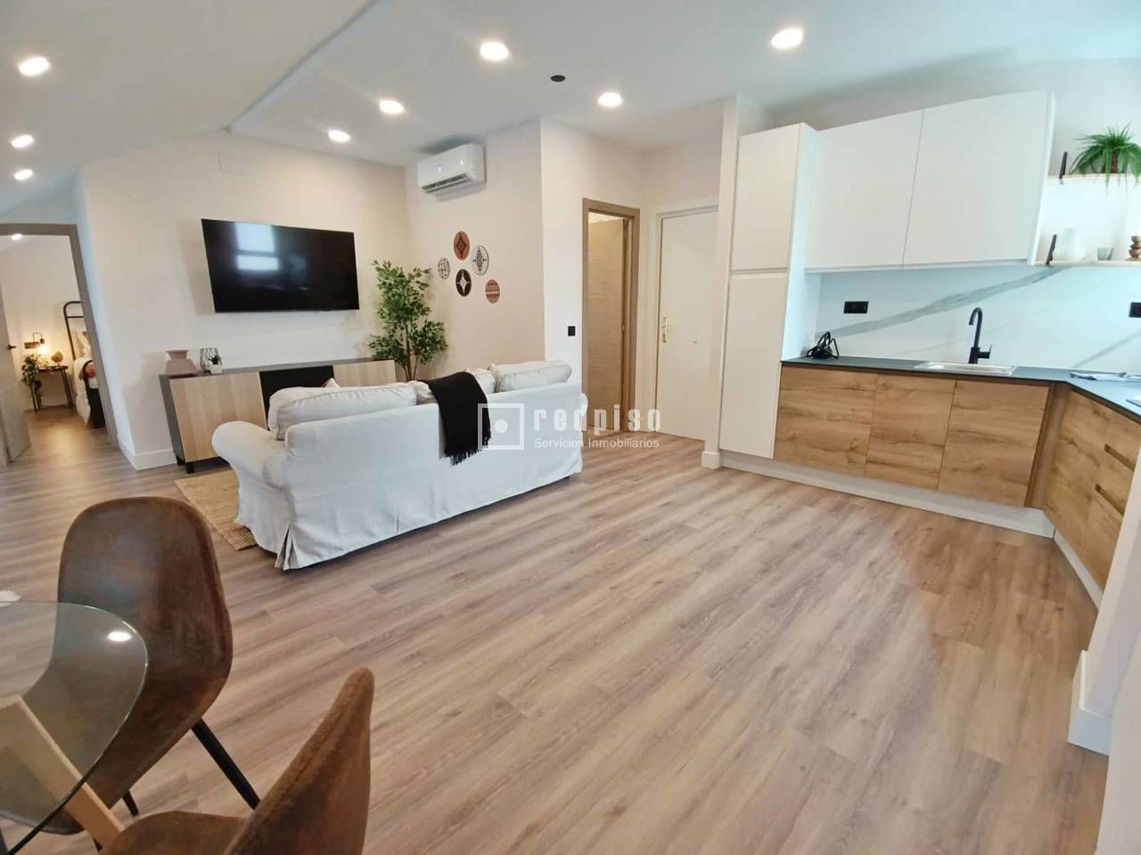 Piso en alquiler en Madrid 5/17