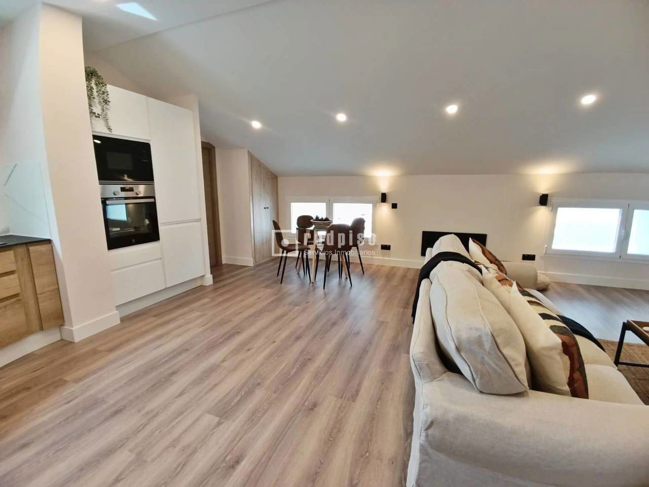 Piso en alquiler en Madrid 4/17