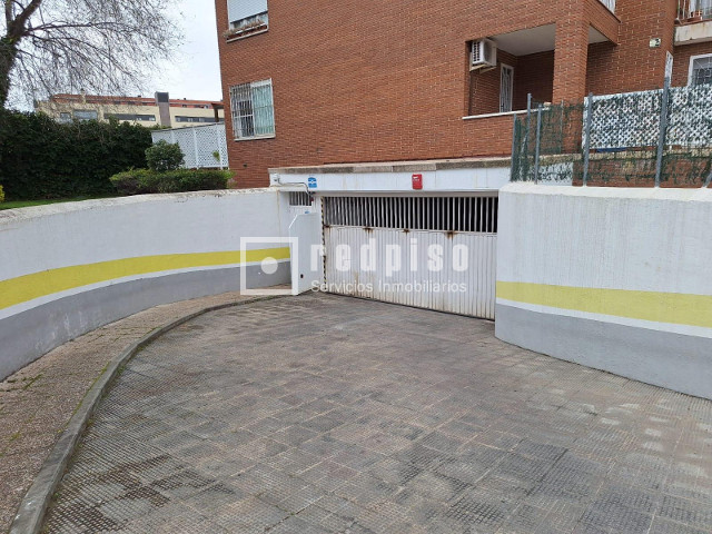 Parking en venta  calle Complutense, Alcalá de Henares, Madrid  4/4
