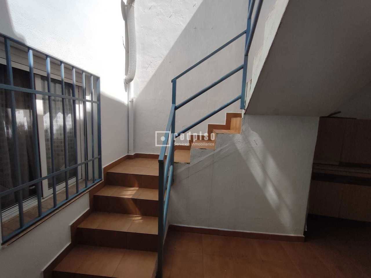 Casa en venta en  calle de Málaga, Cuevas de San Marcos, Málaga  22/24