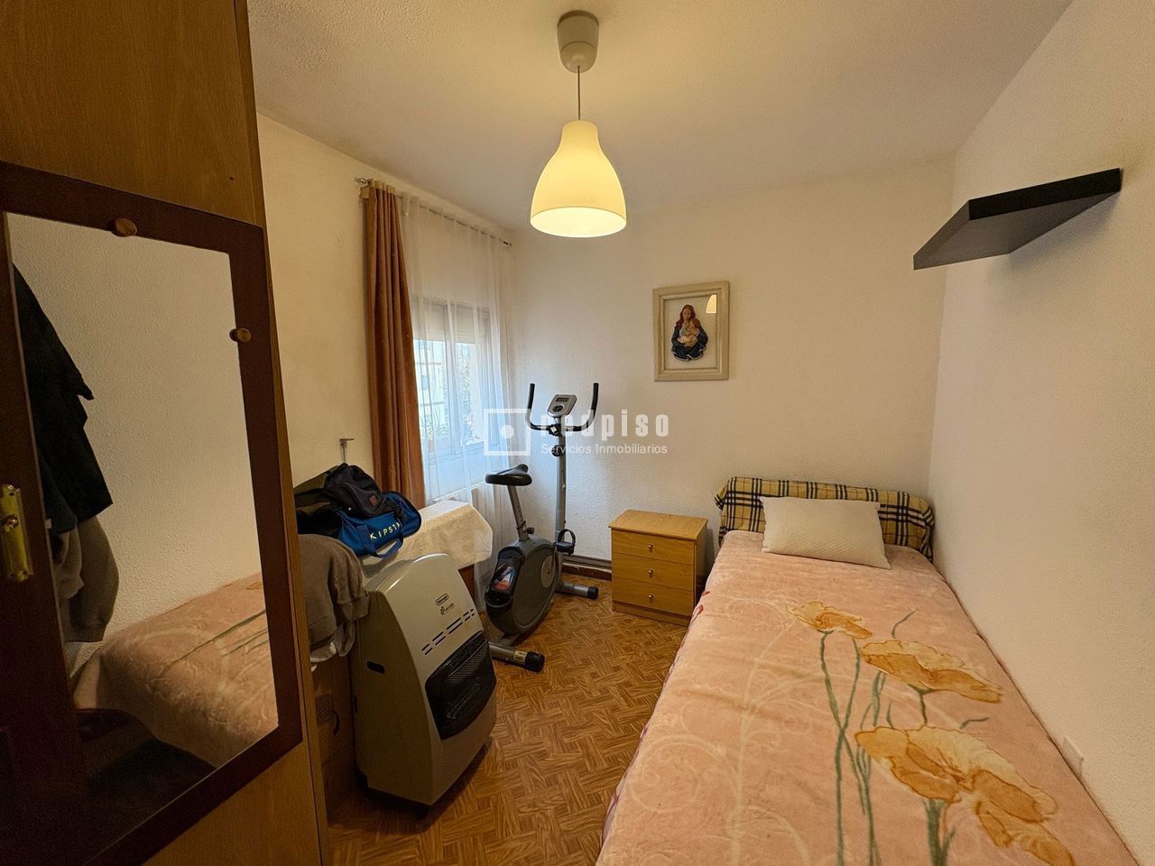 Piso en venta en calle De Godella, Villaverde, Madrid 12/16