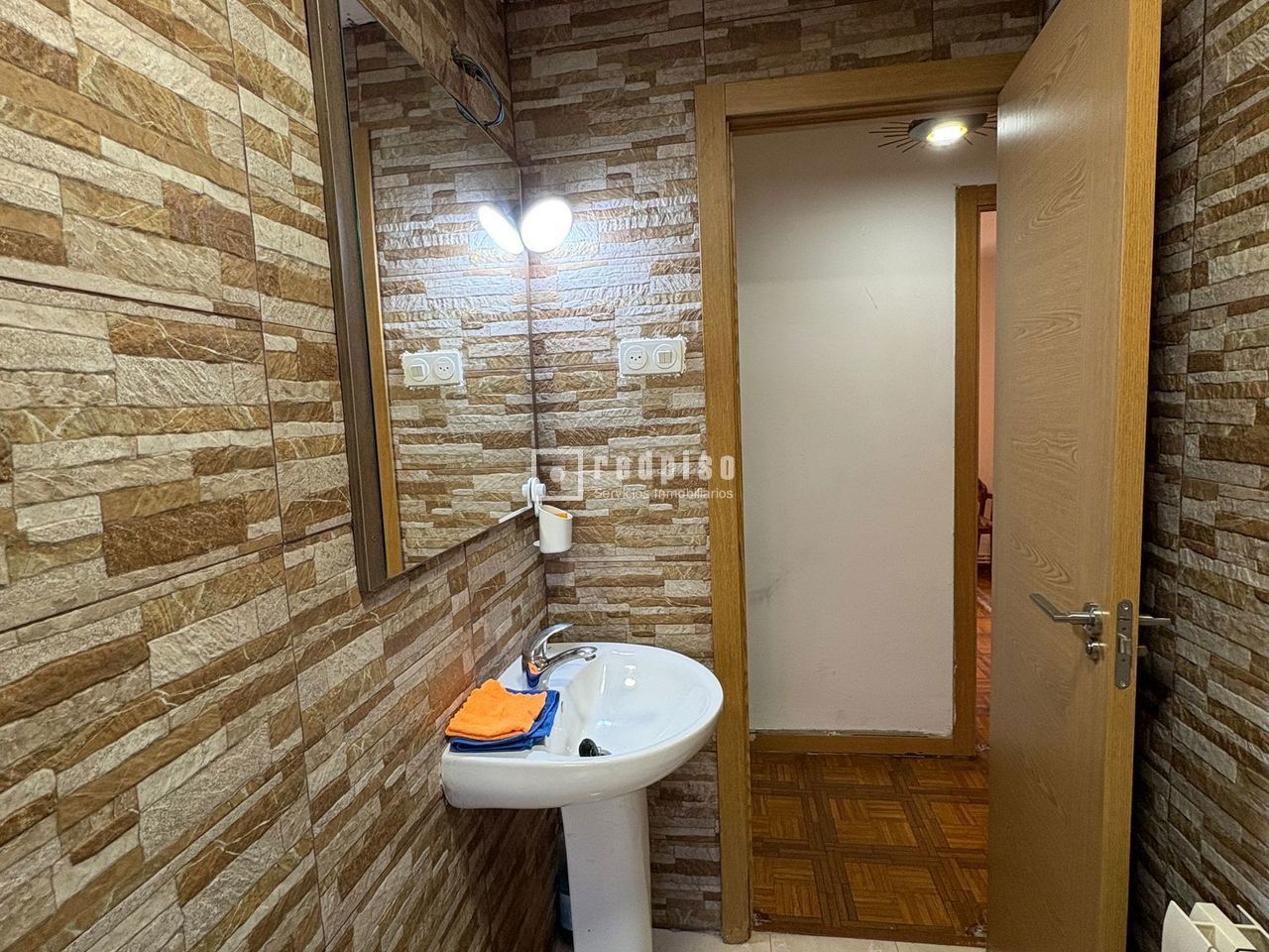 Piso en venta en calle De Benimamet, Madrid, Madrid 9/14