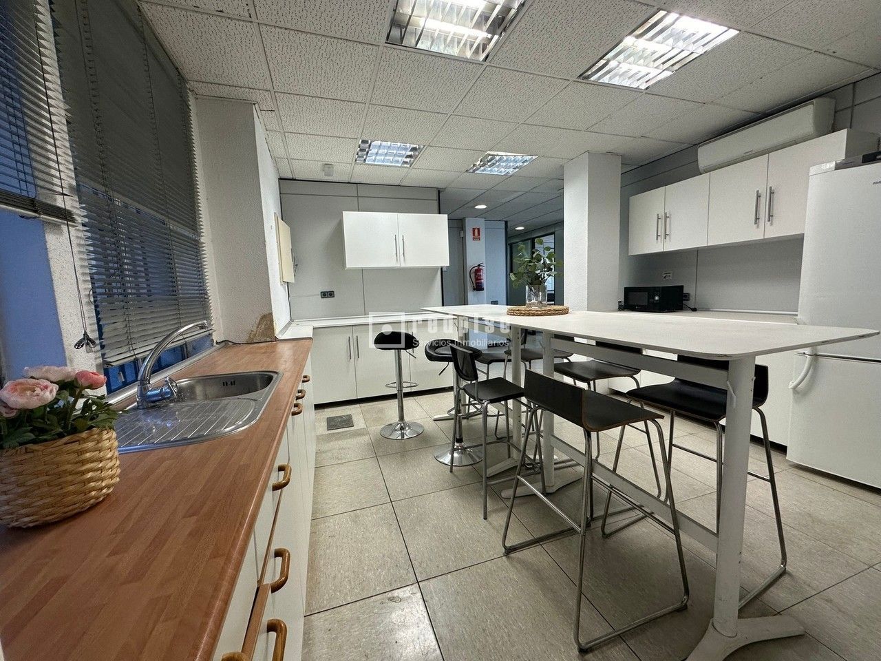 Local en alquiler en calle De Embajadores, Usera, Madrid 11/12