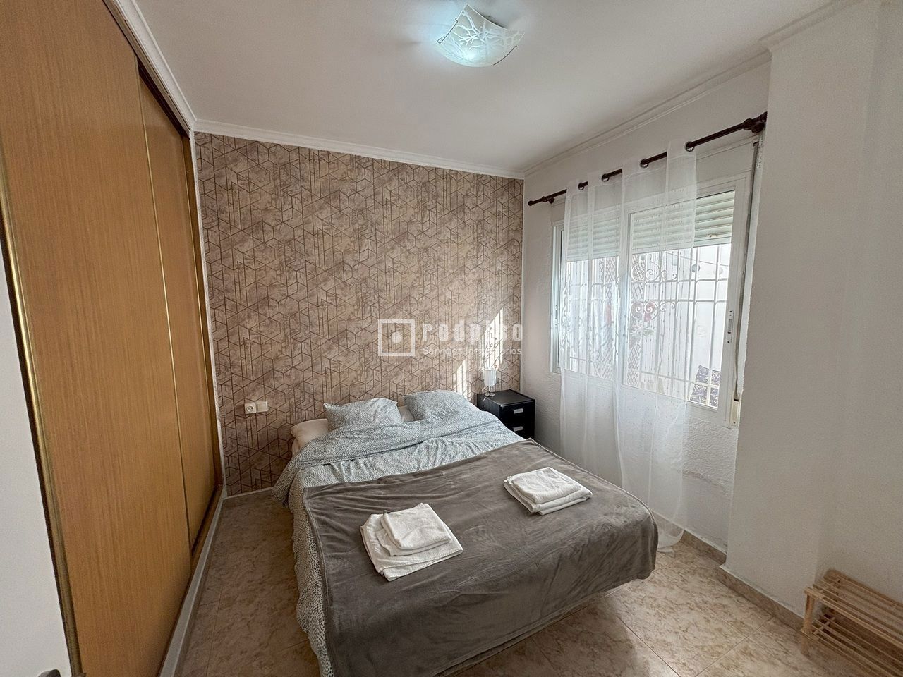 Piso en venta en  calle Archiduque Carlos, Extramurs, Valencia  1/1