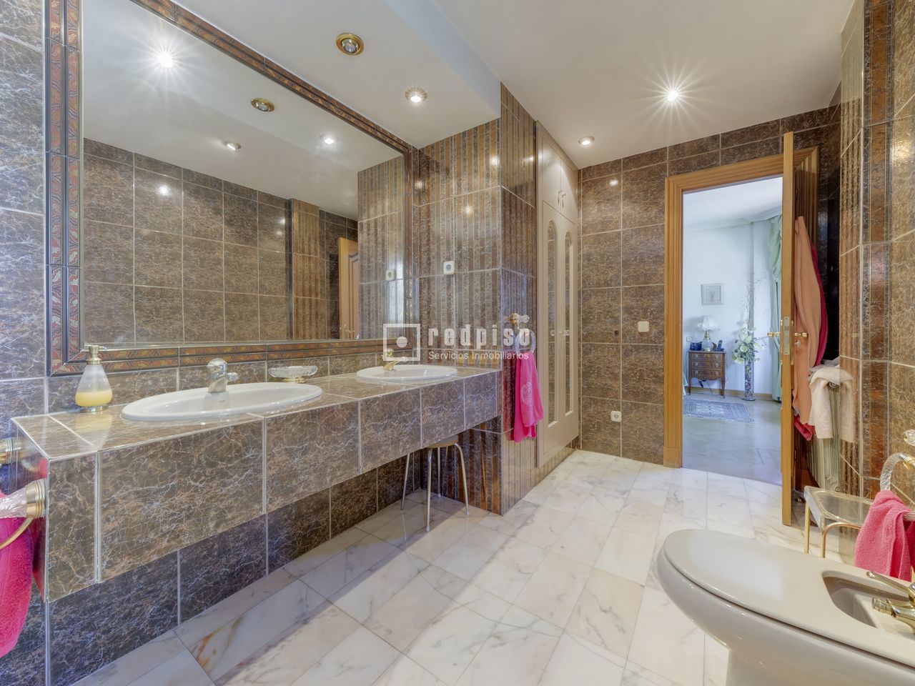 Casa en venta en Pozuelo De Alarcón, Madrid 52/87
