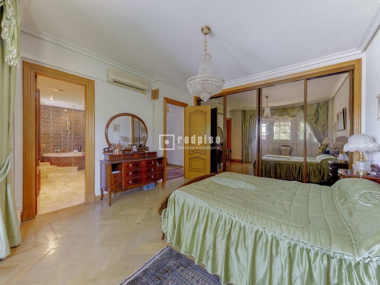 Casa en venta en Pozuelo De Alarcón, Madrid 47/87