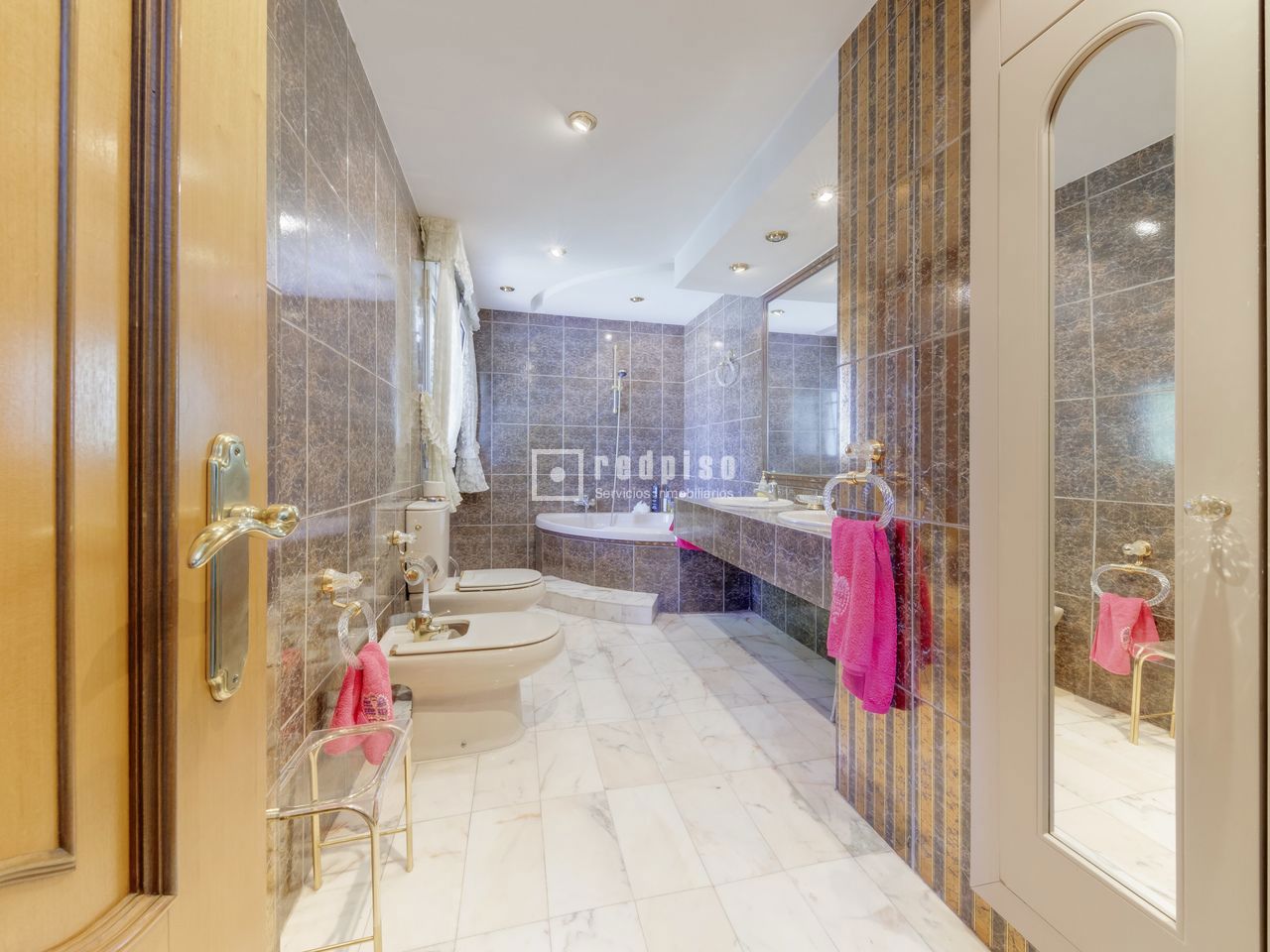 Casa en venta en Pozuelo De Alarcón, Madrid 49/87