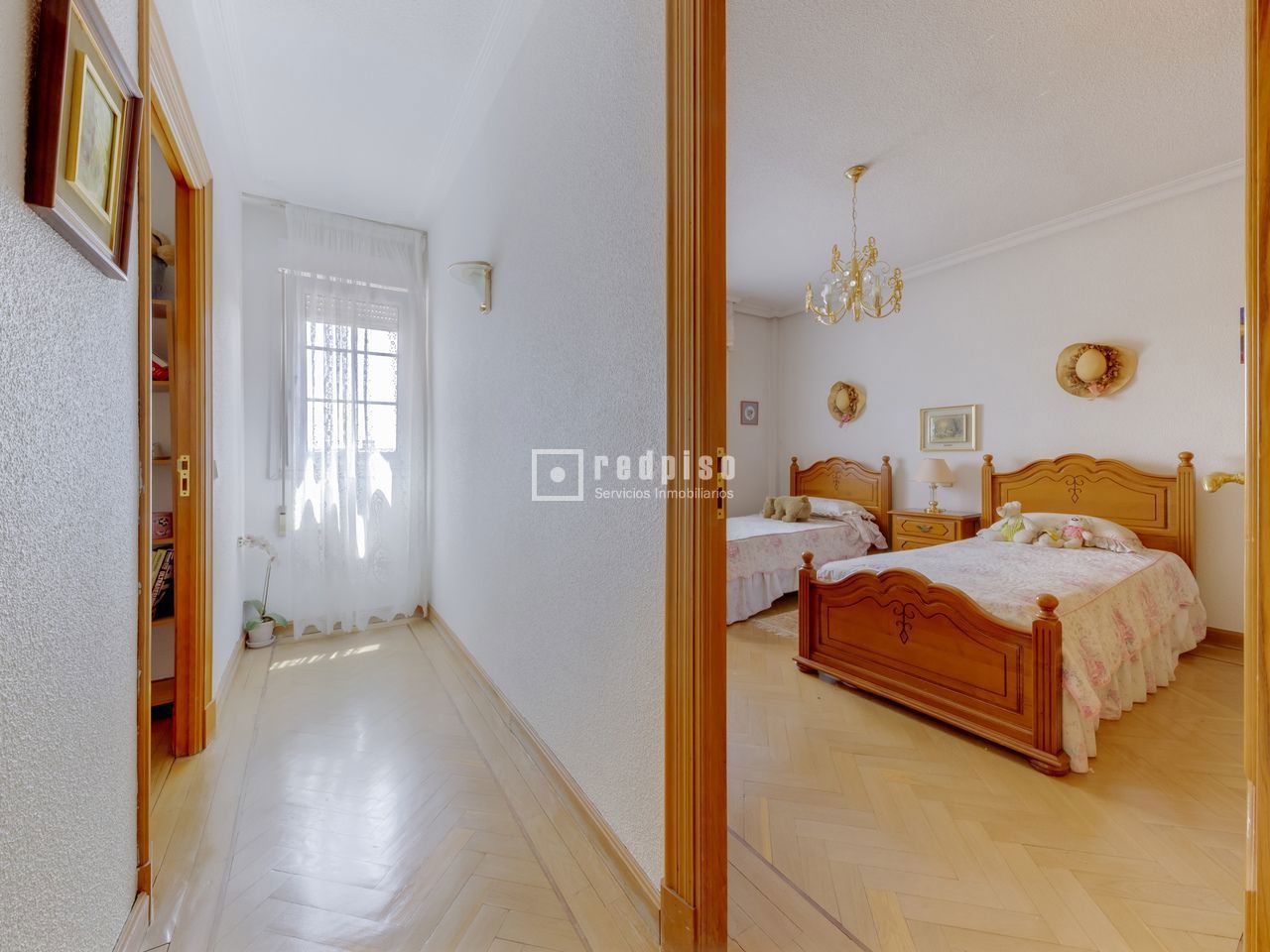 Casa en venta en Pozuelo De Alarcón, Madrid 60/87