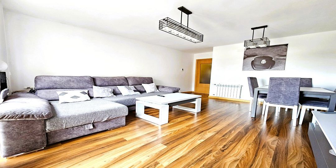 Piso en venta en  Parla, Madrid  1/1