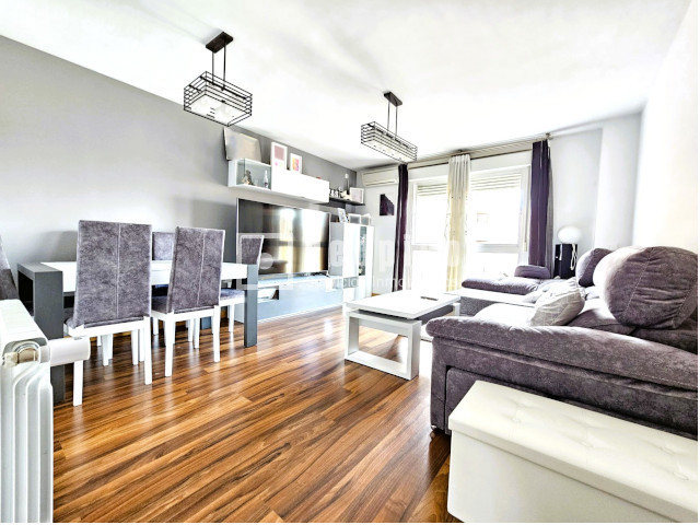 Piso en venta en Parla, Madrid 6/23