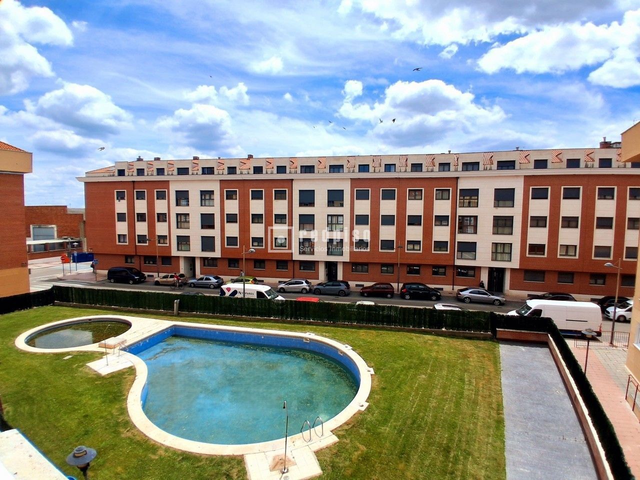 Piso en venta en  calle de la Laguna, 20, Valladolid  15/25