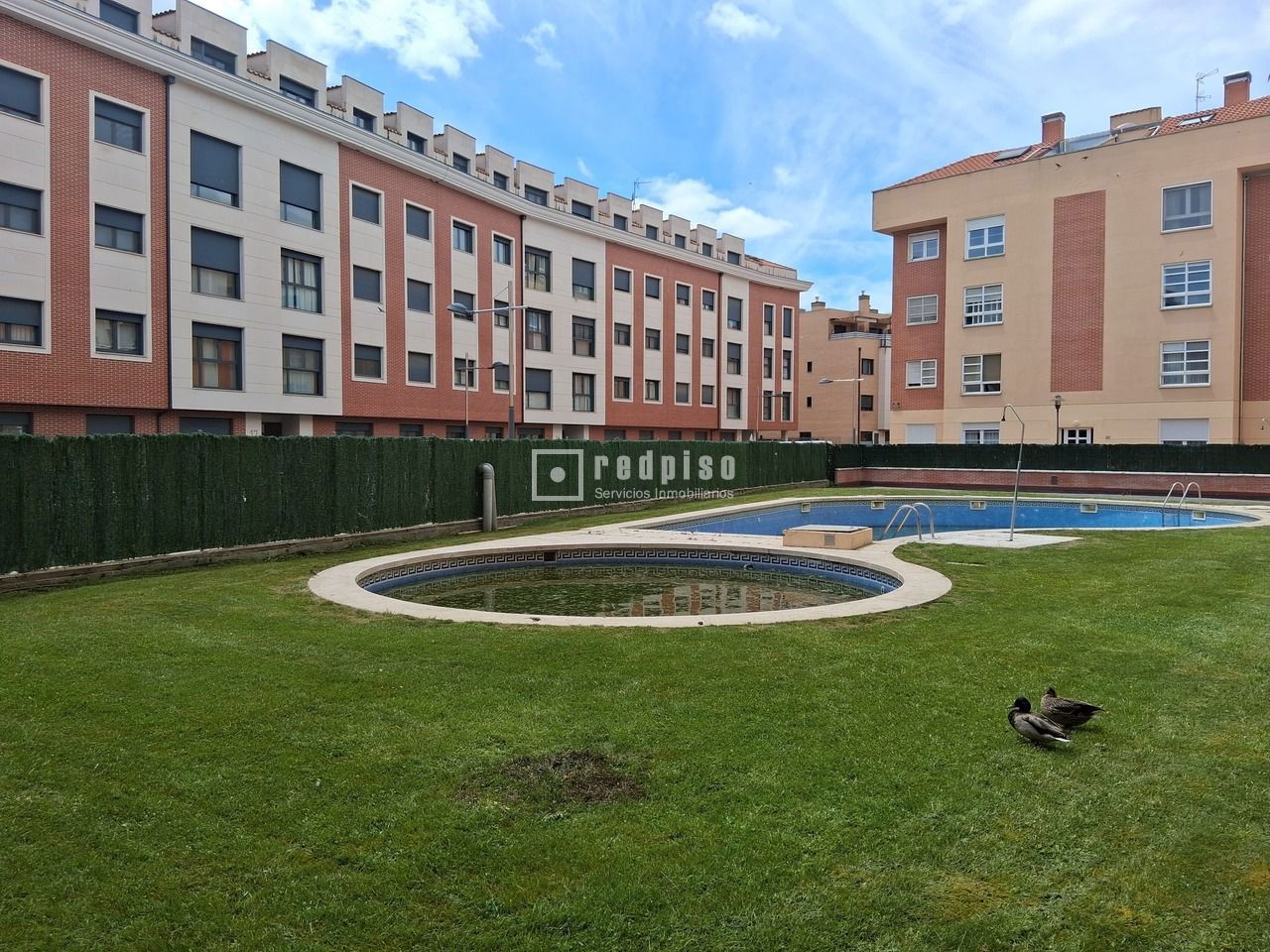 Piso en venta en  calle de la Laguna, 20, Valladolid  2/25