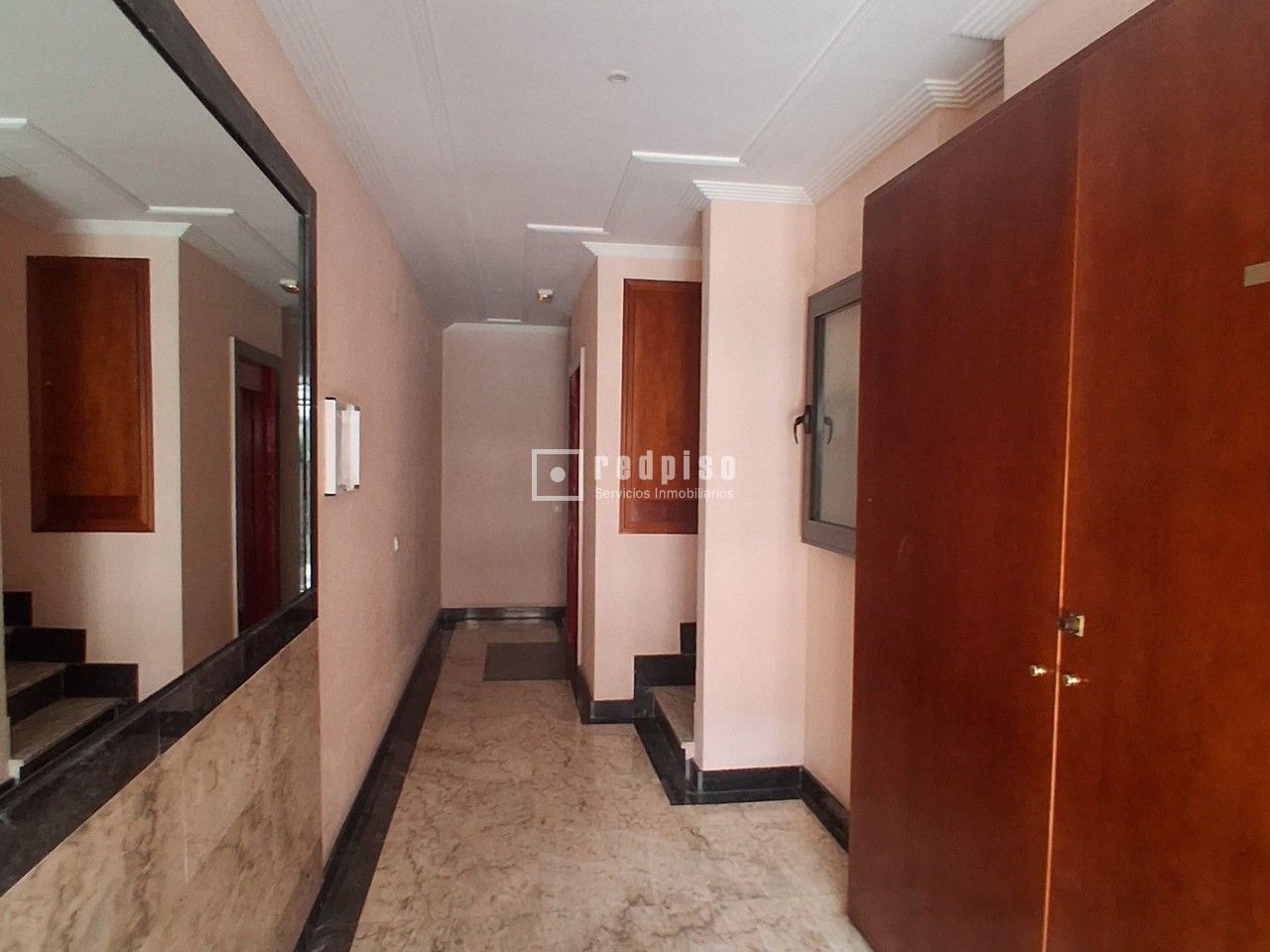 Piso en venta en  calle de la Laguna, 20, Valladolid  4/25