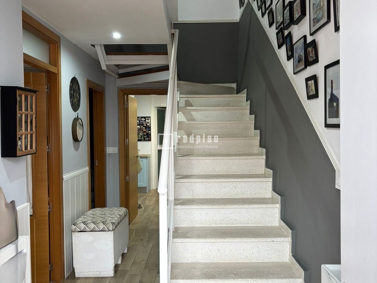 Casa en venta en calle De María Zambrano, Huévar Del Aljarafe, Sevilla 5/36