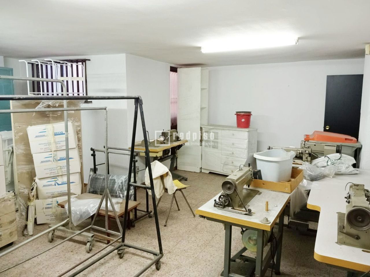 Local en venta en  calle de León Gil de Palacio, Madrid  1/1