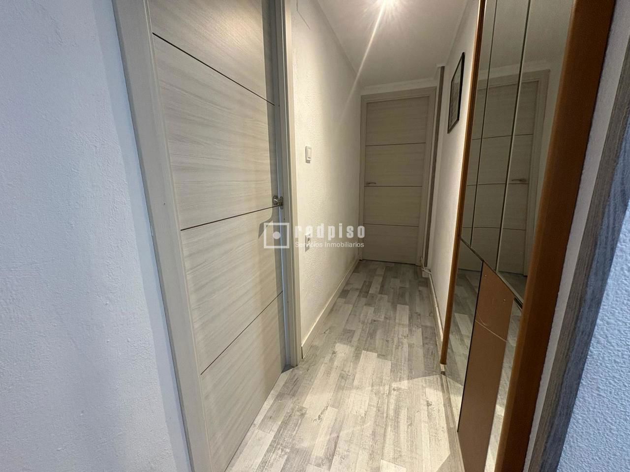 Piso en venta en  calle Sangenis, 12, Zaragoza  8/30