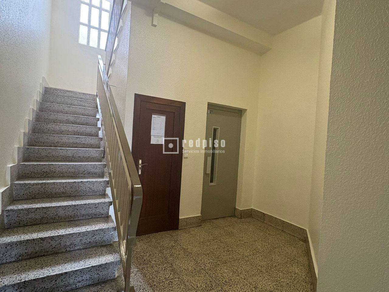Piso en venta en  calle Sangenis, 12, Zaragoza  3/30