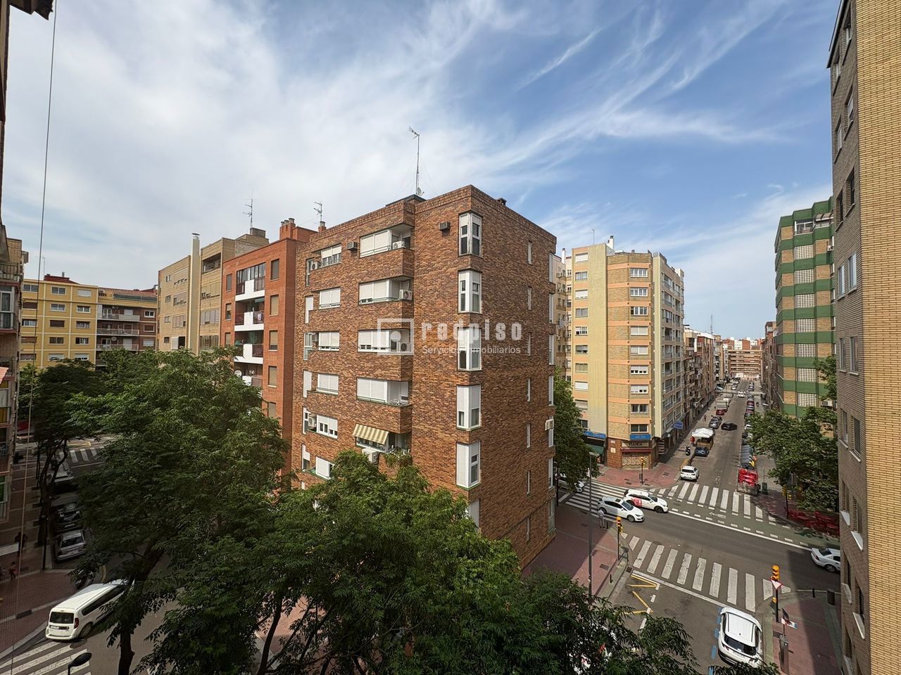 Piso en venta en  calle Sangenis, 12, Zaragoza  5/30