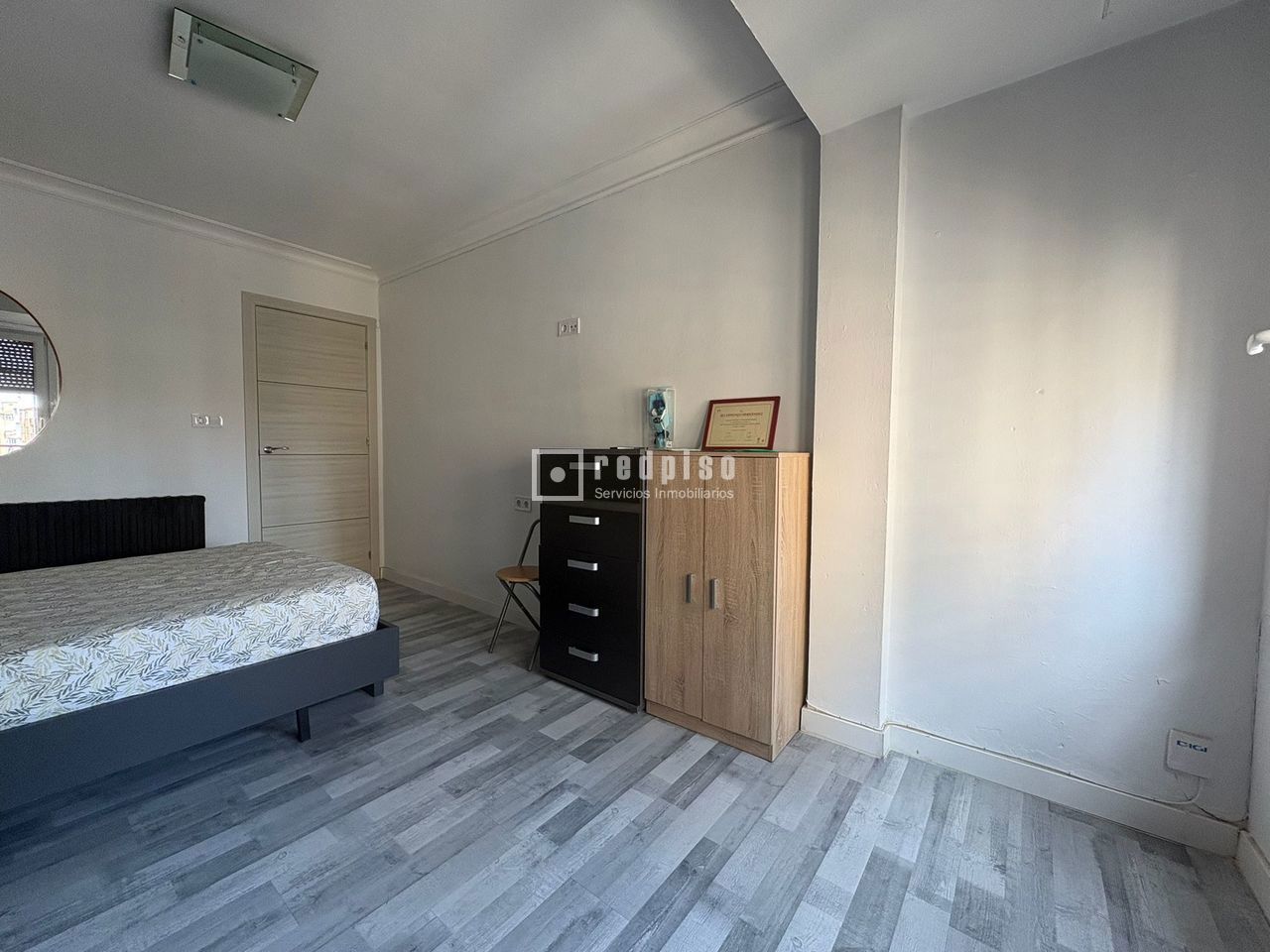 Piso en venta en  calle Sangenis, 12, Zaragoza  16/30