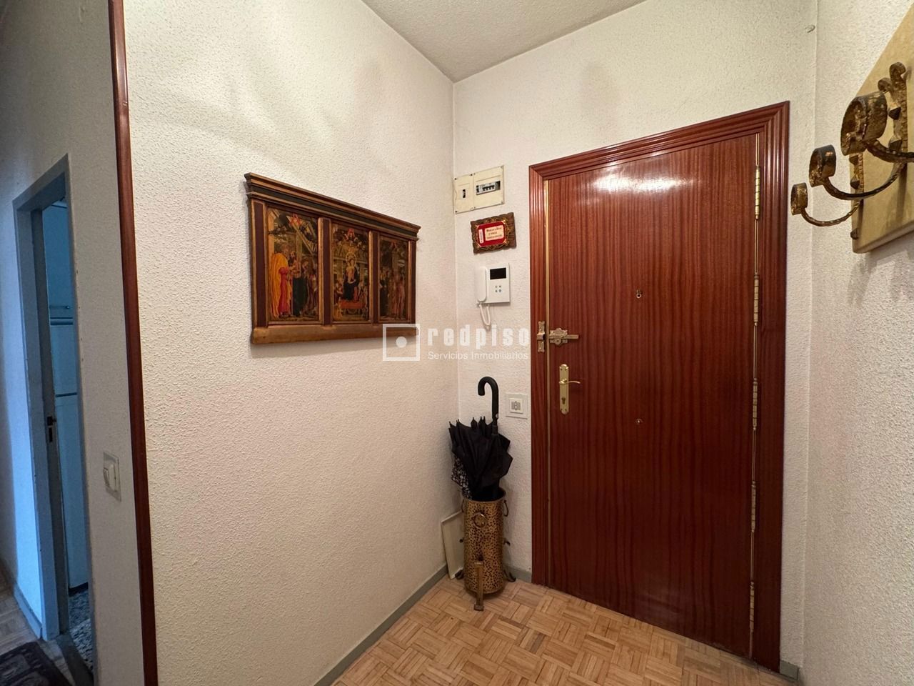 Piso en venta en calle De Ocaña, Latina, Madrid 26/27