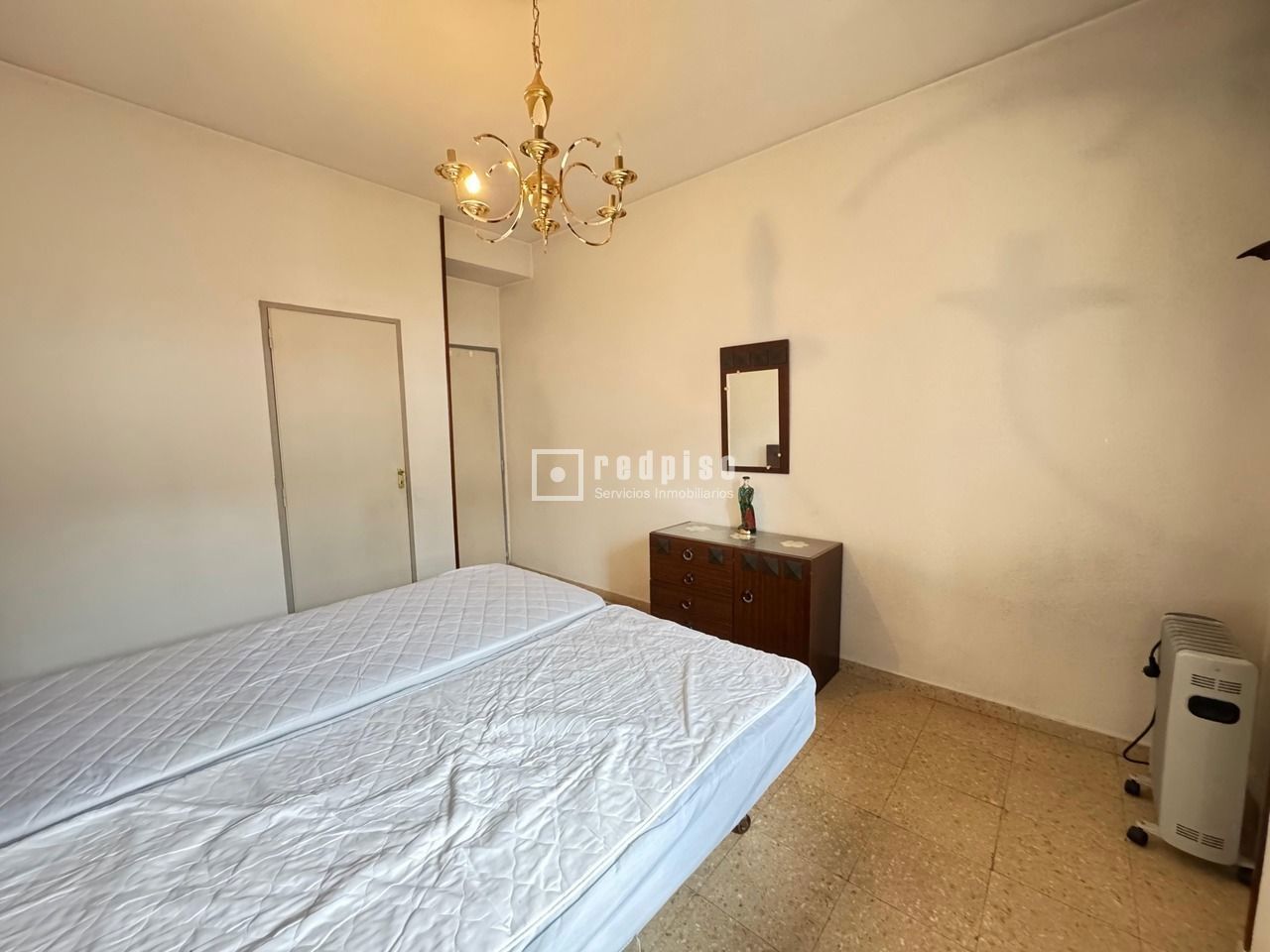 Piso en venta en calle De Ocaña, Latina, Madrid 15/27