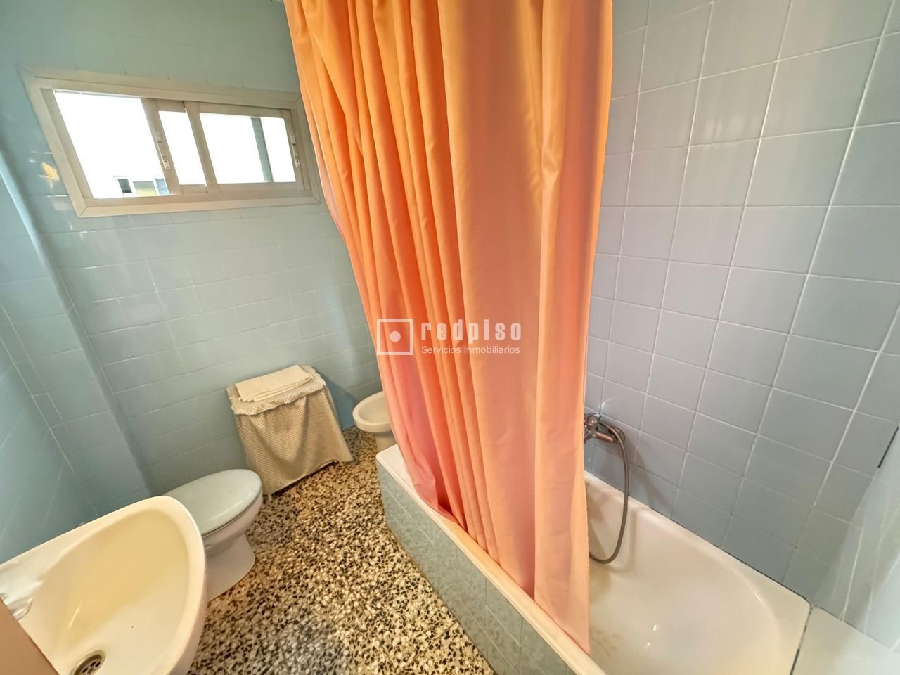 Piso en venta en calle De Ocaña, Latina, Madrid 22/27