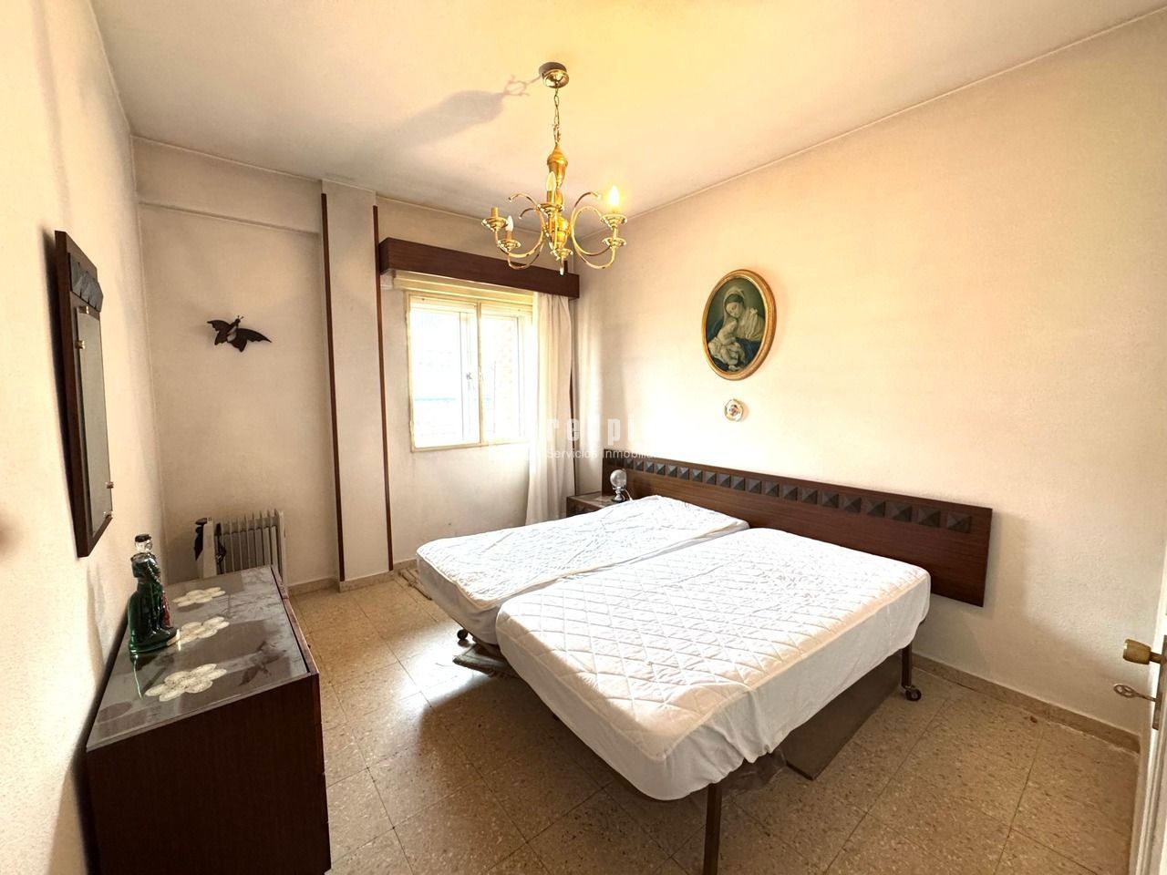 Piso en venta en calle De Ocaña, Latina, Madrid 11/27