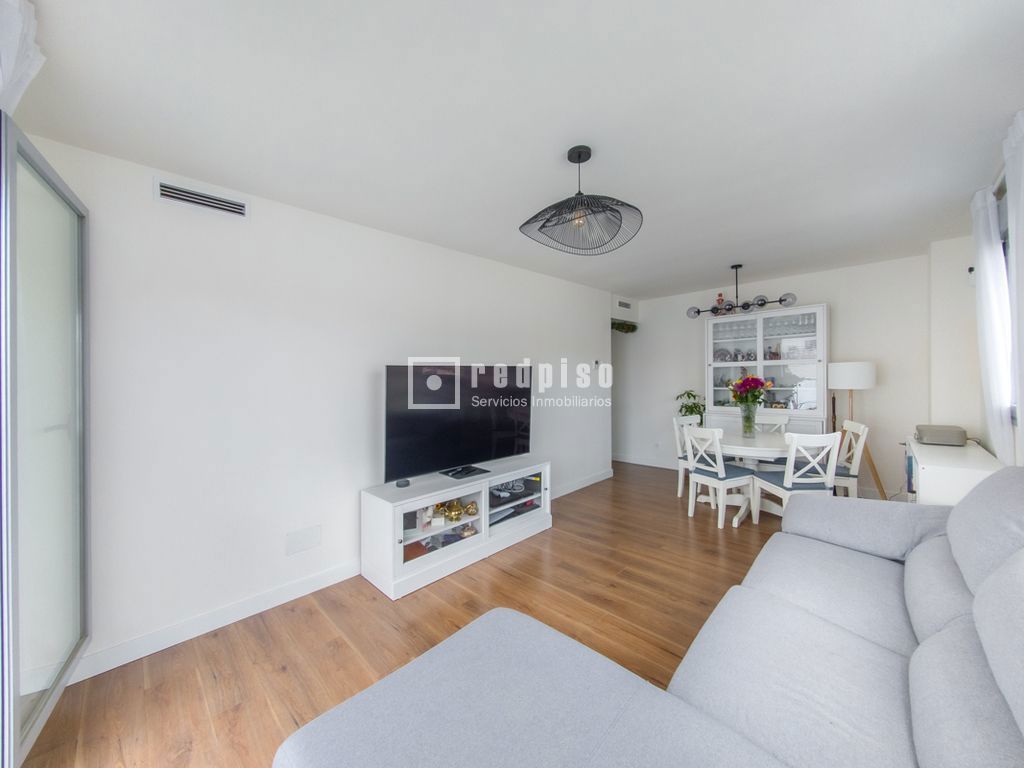 Piso en venta en  calle de Francisco Grande Covián, Vicálvaro, Madrid  1/1