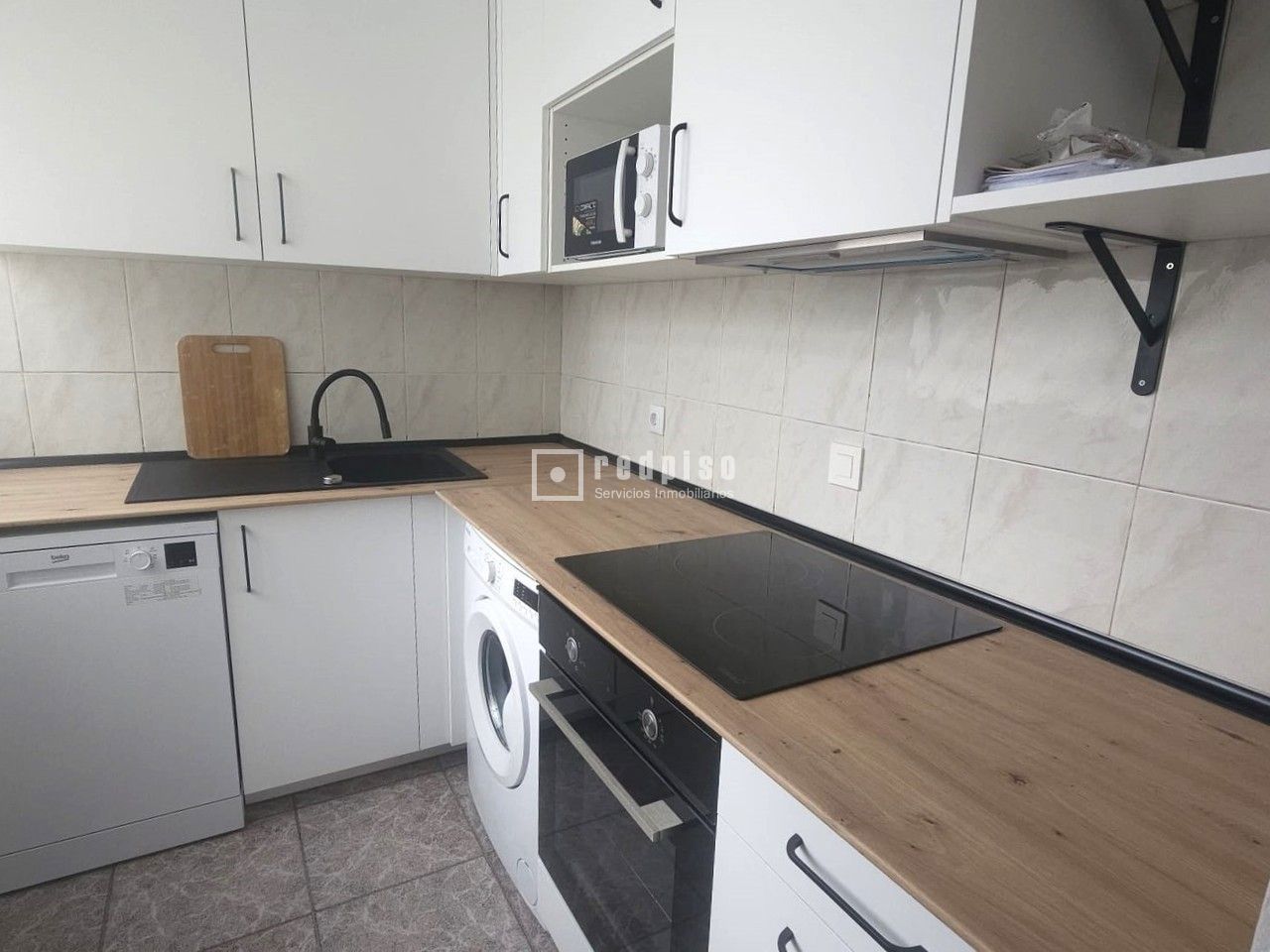 Piso en alquiler en avenida De Las Águilas, Latina, Madrid 4/12