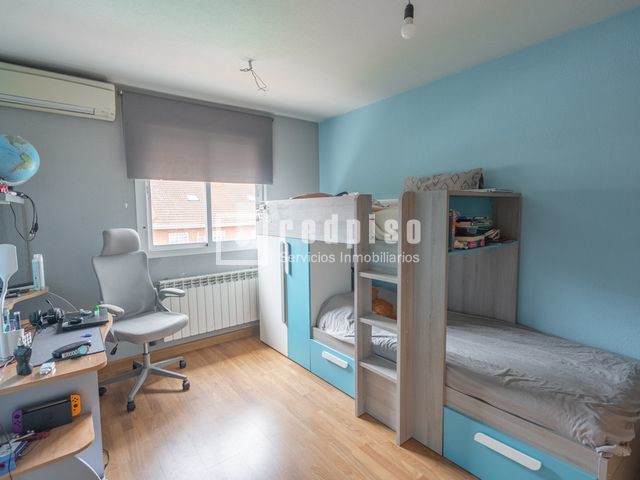 Casa en venta en paseo De Móstoles, Parque Coimbra, Madrid 32/45