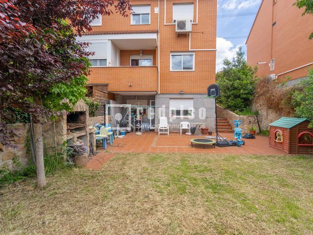 Casa en venta en paseo De Móstoles, Parque Coimbra, Madrid 14/45