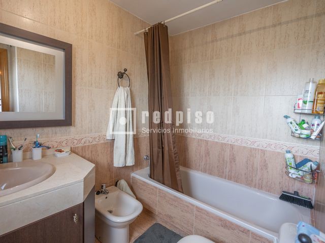 Casa en venta en paseo De Móstoles, Parque Coimbra, Madrid 39/45