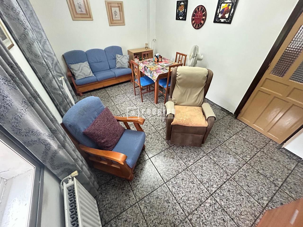 Casa en venta en Coslada, Madrid 3/25