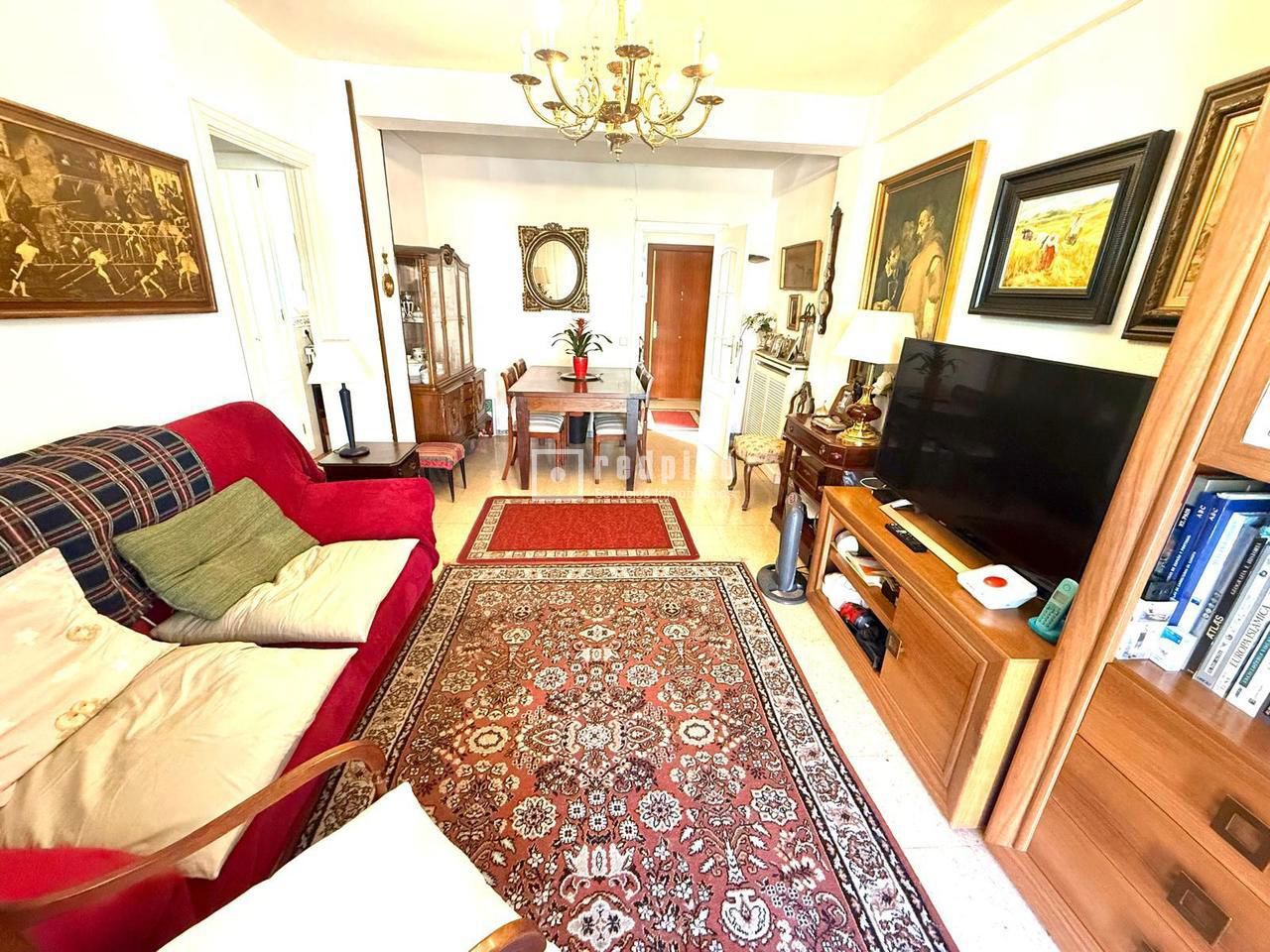 Piso en venta en  calle del Pico de los Artilleros, Moratalaz, Madrid  1/1