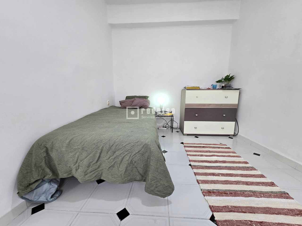 Piso en alquiler en  Rascanya, Valencia  13/26