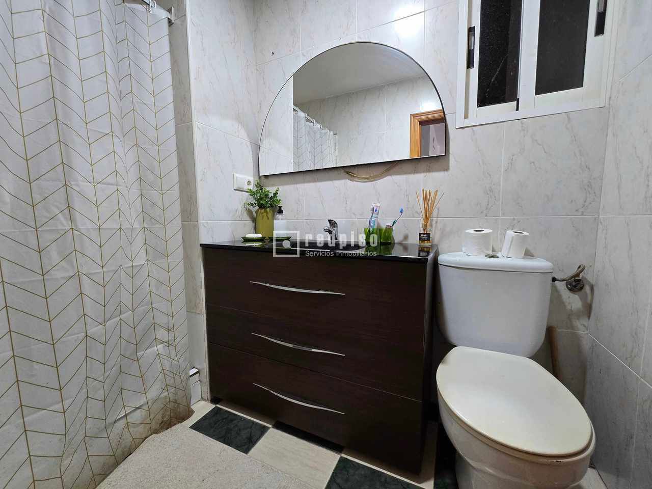 Piso en alquiler en  Rascanya, Valencia  17/26