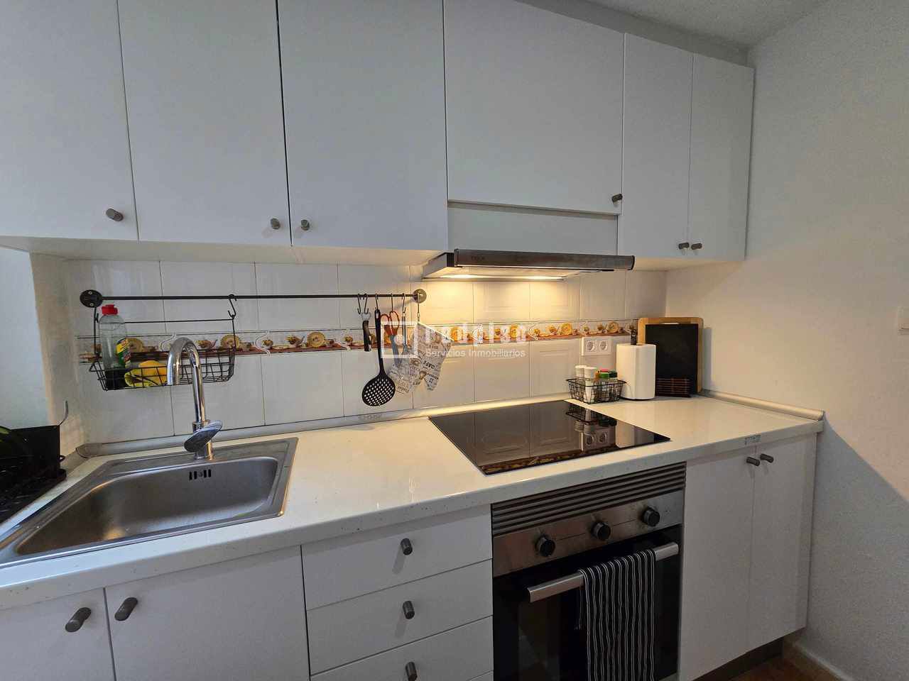 Piso en alquiler en  Rascanya, Valencia  5/26