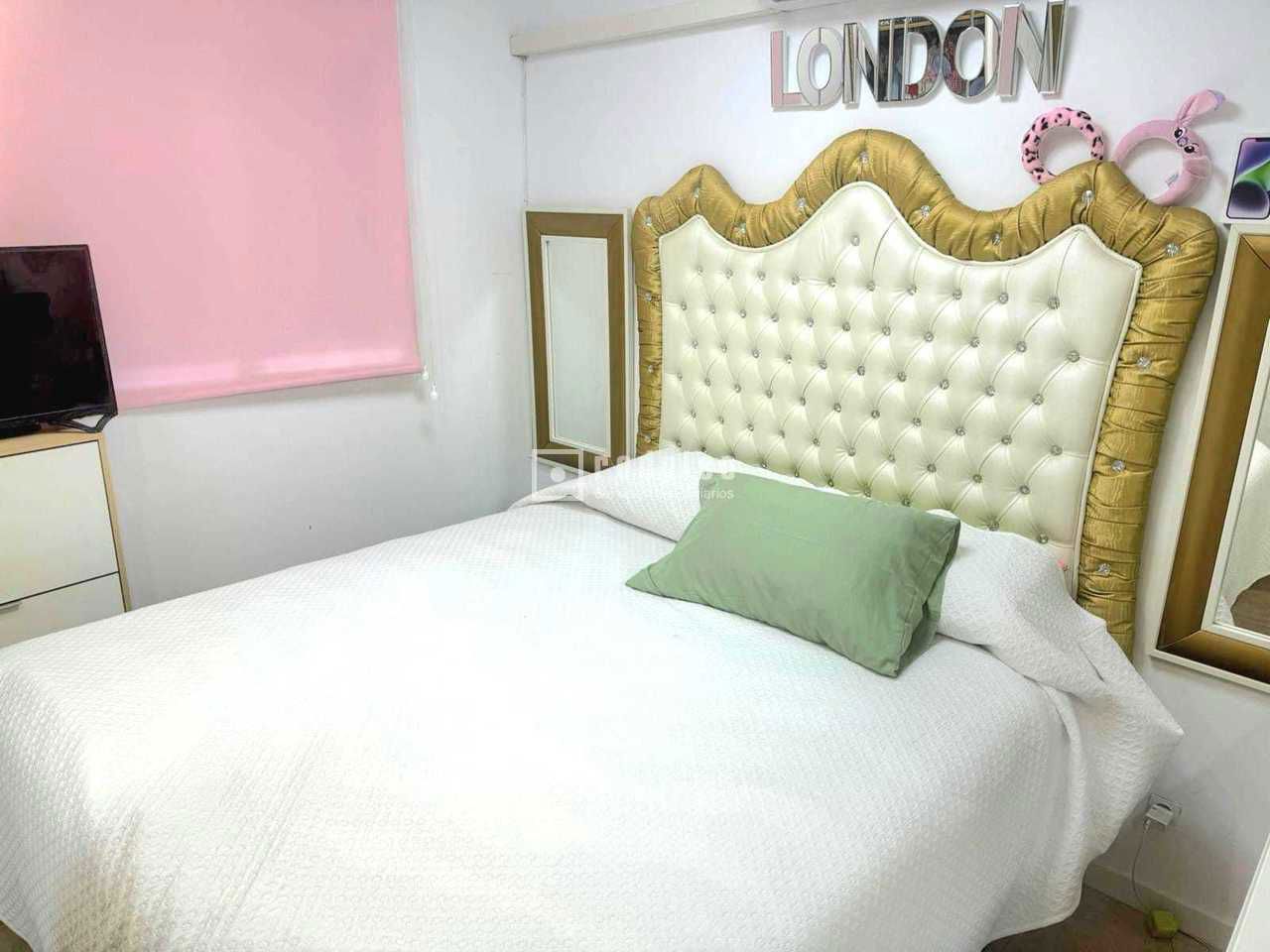 Piso en venta en Alcalá De Henares, Madrid 5/7