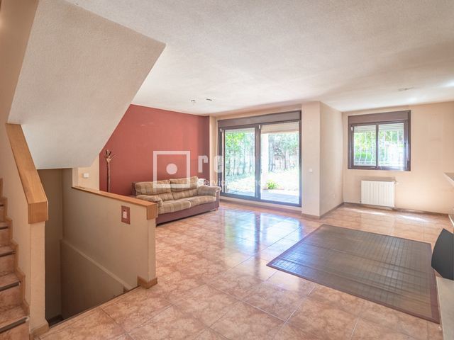 Casa en venta en calle Del Río Henares, Arroyomolinos, Madrid 16/52