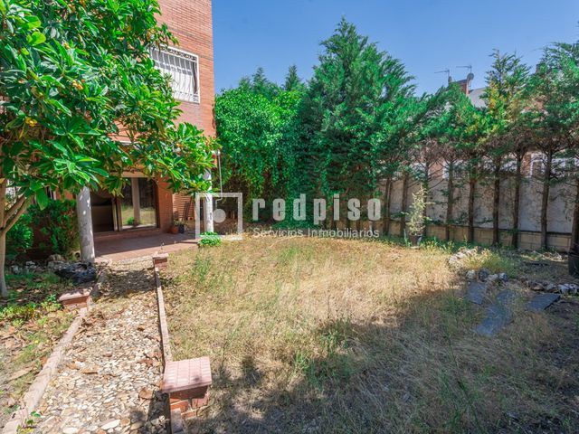 Casa en venta en calle Del Río Henares, Arroyomolinos, Madrid 11/52