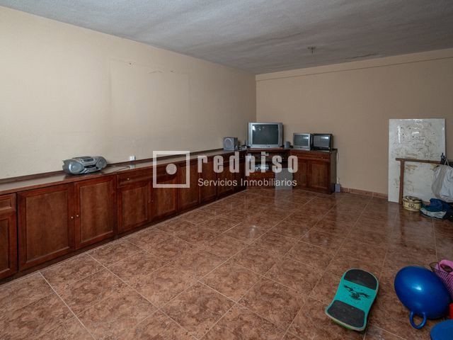 Casa en venta en calle Del Río Henares, Arroyomolinos, Madrid 47/52