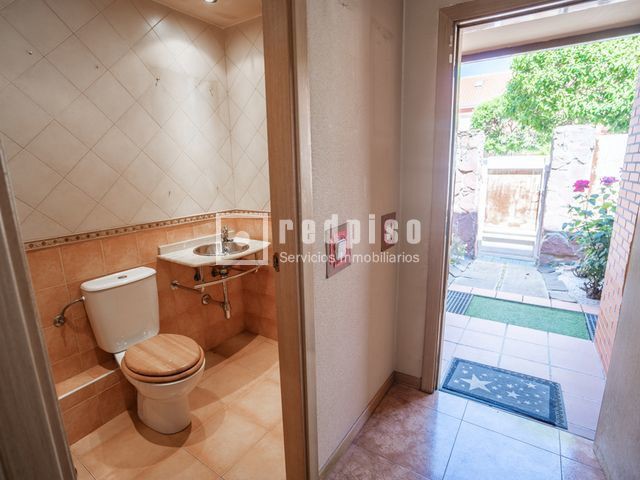 Casa en venta en calle Del Río Henares, Arroyomolinos, Madrid 14/52