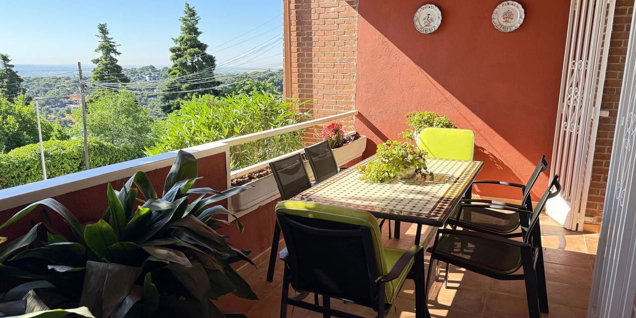 Piso en venta en  calle Guadarrama, Valdemorillo, Madrid  1/1