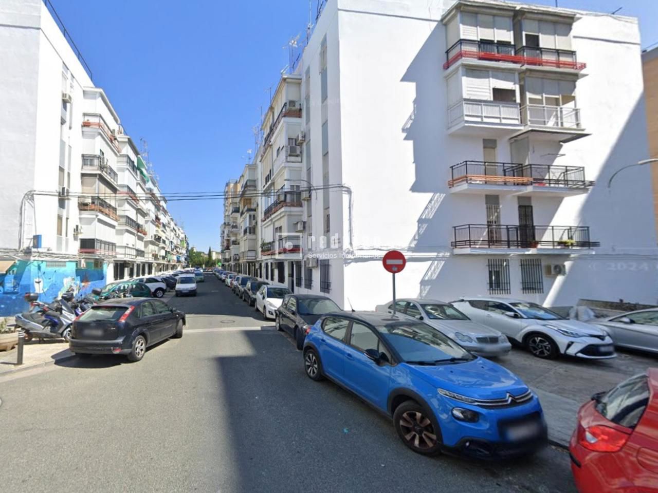 Piso en alquiler en  calle del Fray Tomás de Berlanga, Sevilla  18/20