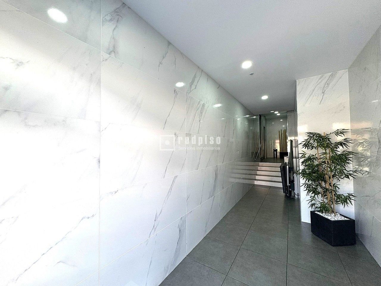 Piso en venta en  calle de Antonio Machado, Coslada, Madrid  16/17