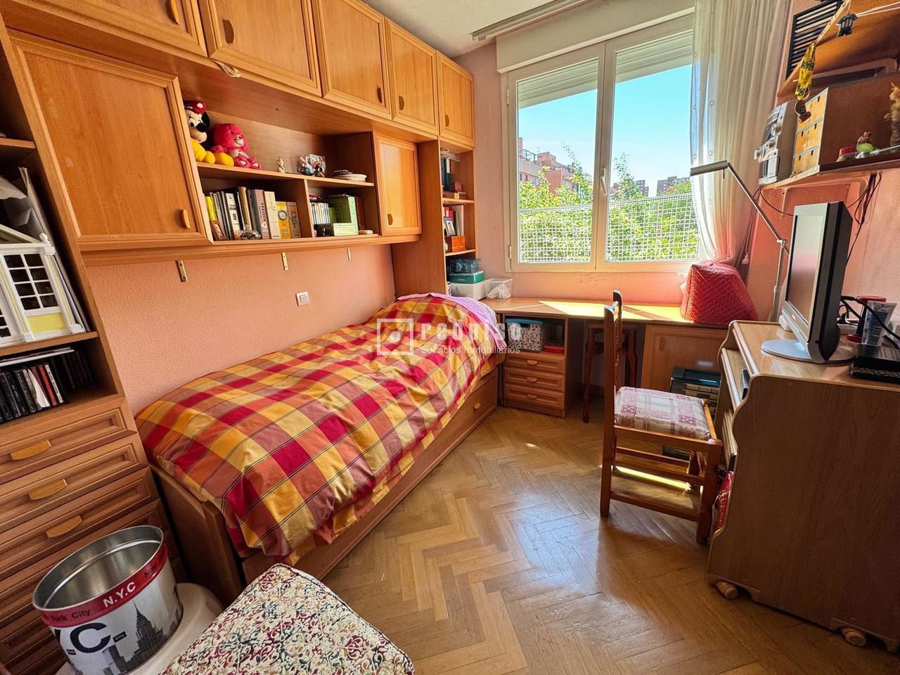 Piso en venta en calle De Las Coníferas, Madrid, Madrid 17/17